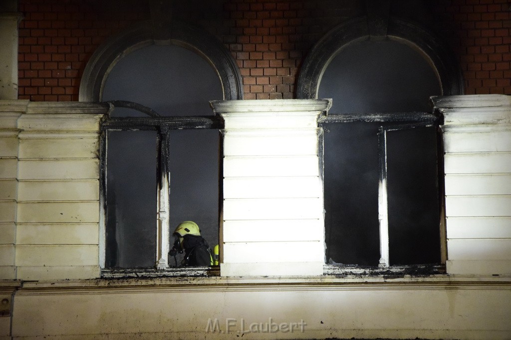 Feuer 2 Y Koeln Ehrenfeld Everhardtstr P141.JPG - Miklos Laubert